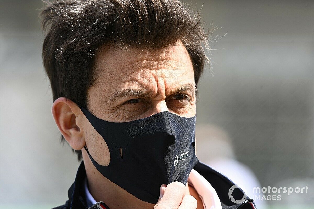 Wolff: Red Bull se približio 100 radnika motora Mercedes F1